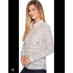 Columbia Womens Performance Fishing Gear Button Up Roll Tab Long Sleeve Lightwei